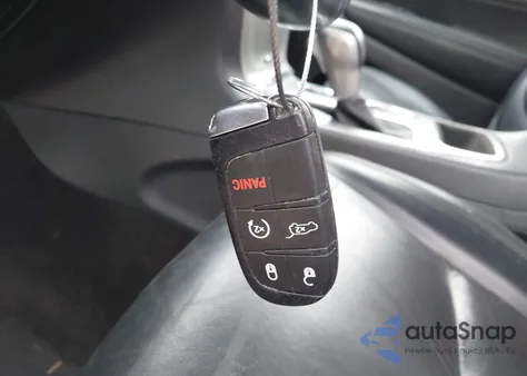 2018 Jeep Grand Cherokee Limited 4X2 z USA, uszkodzony, nr VIN 1C4RJEBG2JC353884